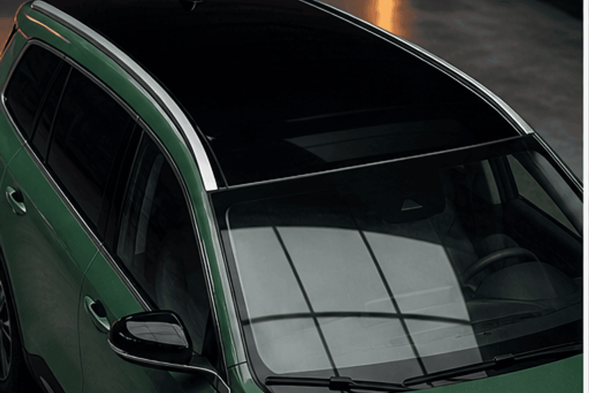 Dán nóc đen Limo Green
